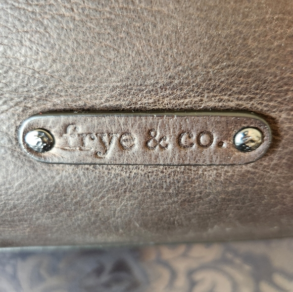 Frye & Co. Leather Stud Satchel Victoria Distressed Chocolate - Picture 4 of 14